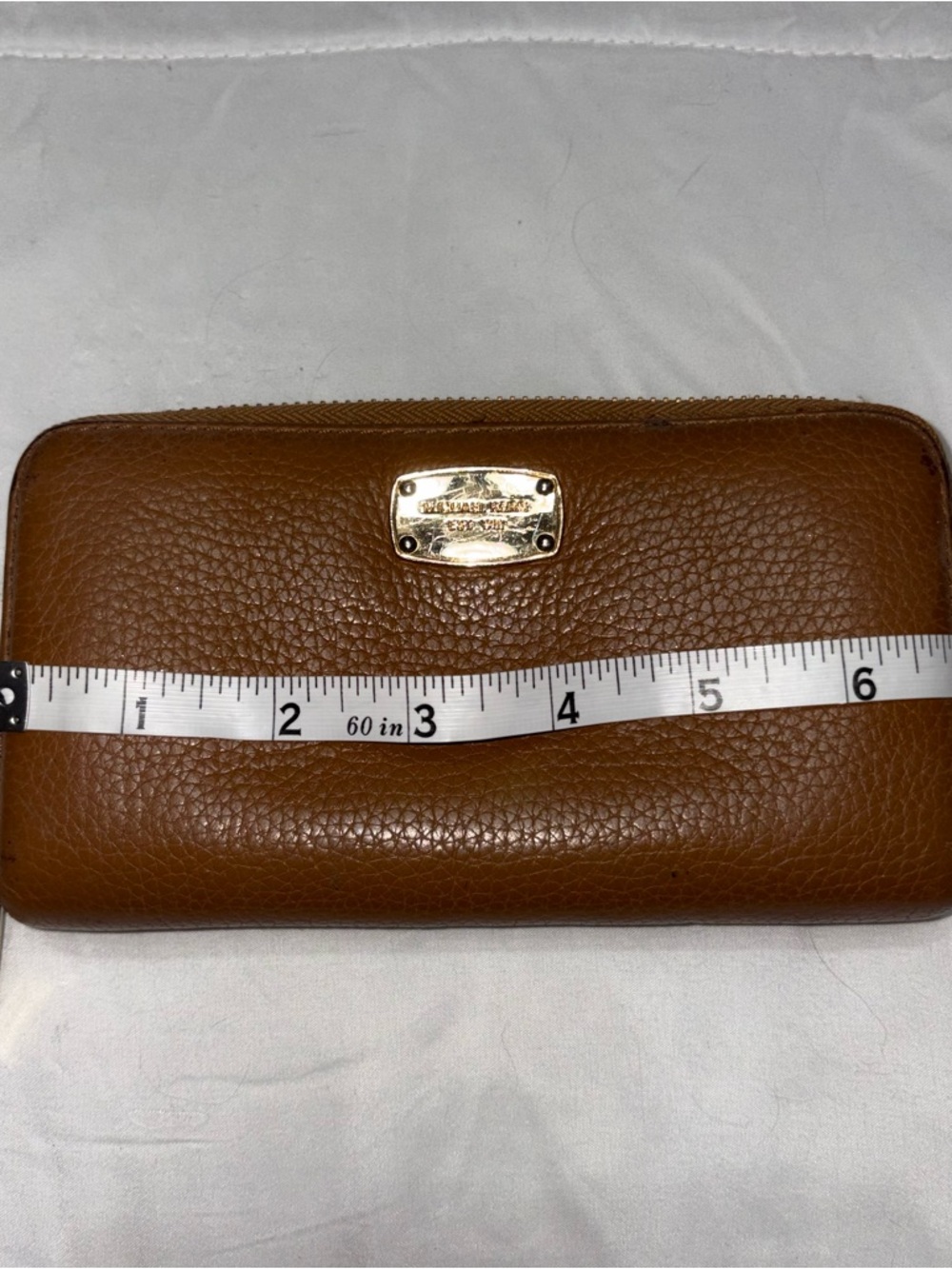 Authentic Michael Kors Continental Zip Around Wallet - Luggage/Gold